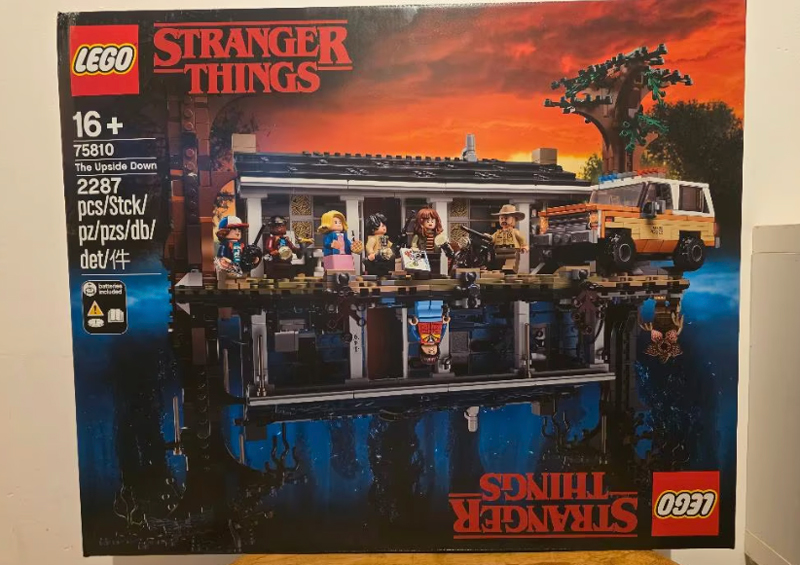 Review LEGO Stranger Things The Upside Down 75810